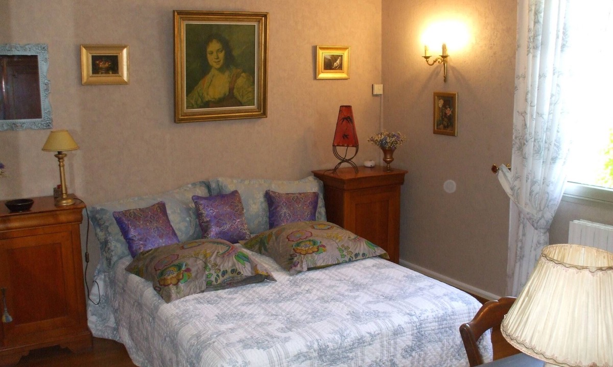 Aiguillon House | "LeTuc Blanc", Chemin Lucien Michard