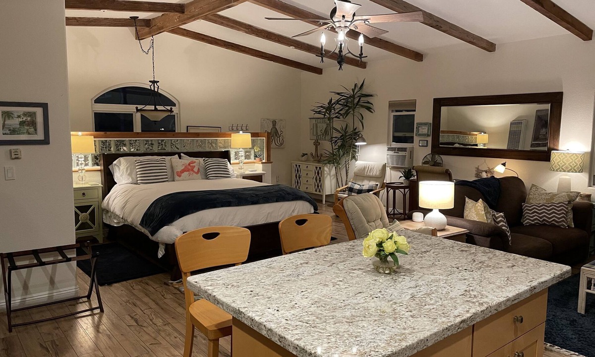 Leucadia Apartment | Leucadia Beach Hideout