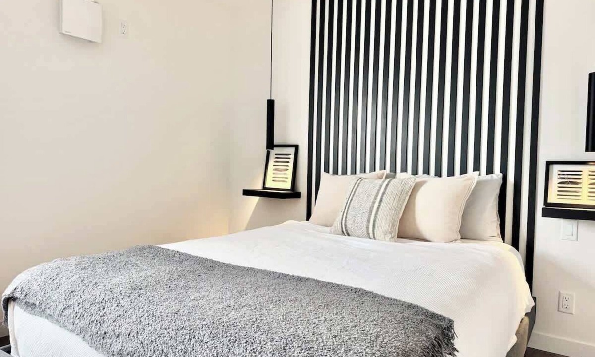 Desjardins Apartment | Lévis Center | New Studio with Queen Bed + A/C