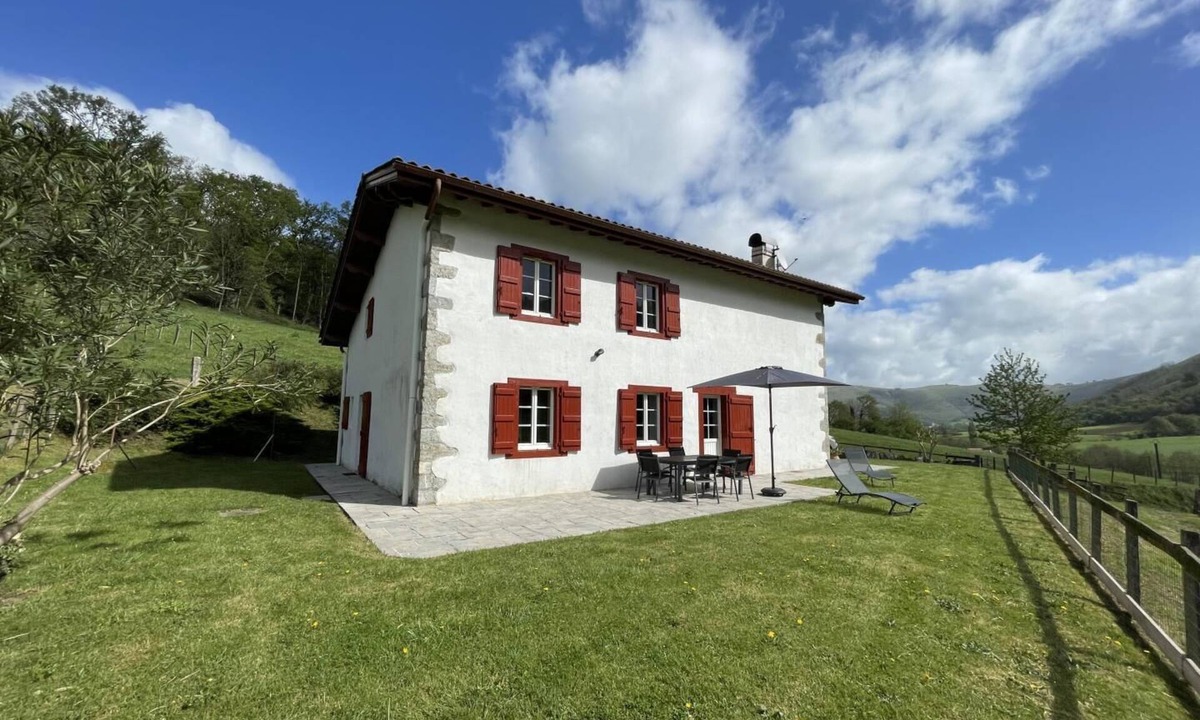Ibarrolle House | Lexorua - Ibarrolle - Gîte