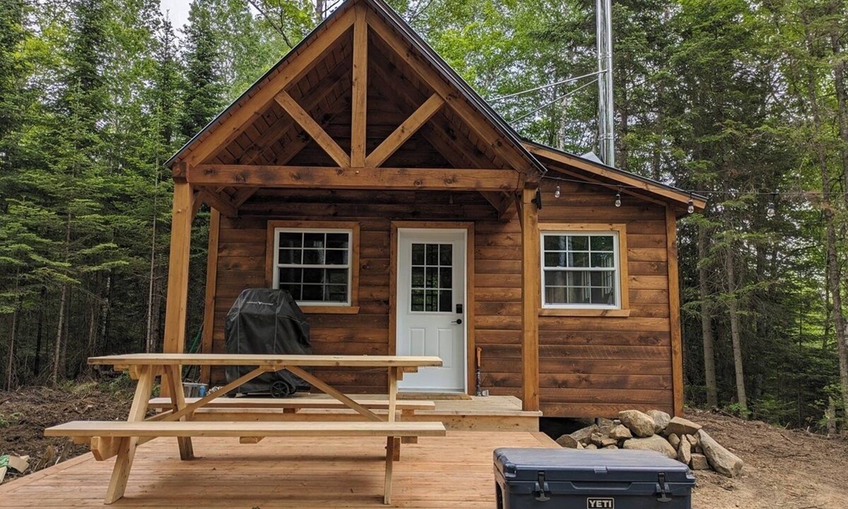 Lac-Saguay Cabin | Lièvre Rouge- Refuge en forêt