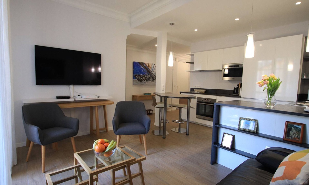 Vernier Apartment | Libération