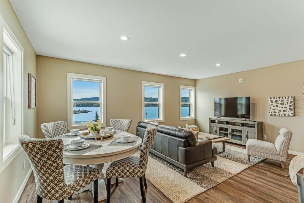 Poulsbo Hotel | Liberty Bay Loft