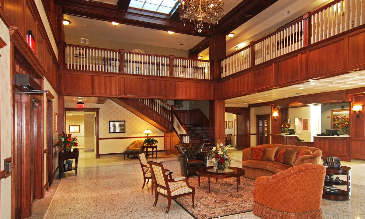 Cleburne Hotel | Liberty Hotel, an Ascend Collection Hotel
