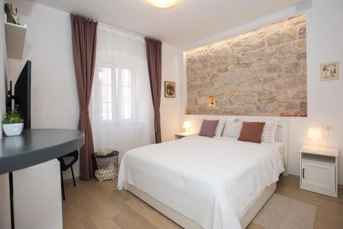 Dubrovnik Old Town House | Liberty Town Center Room