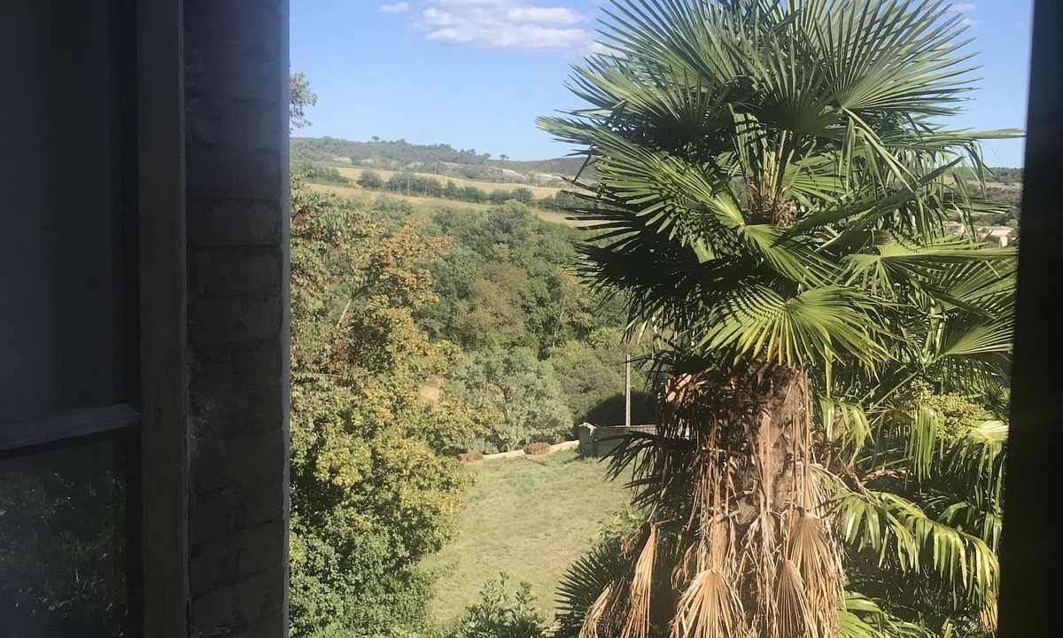 Montolieu Bed & Breakfast | Librairie Abelard