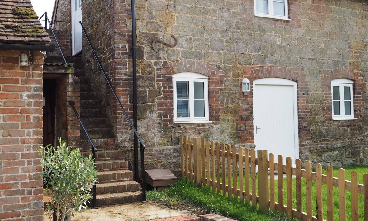 Pulborough House | Light airy studio conversion