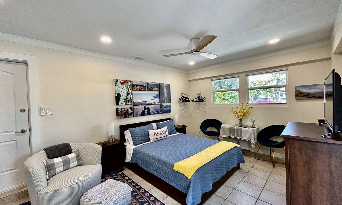 Boca Raton Apartment | Light and bright modern beach studio