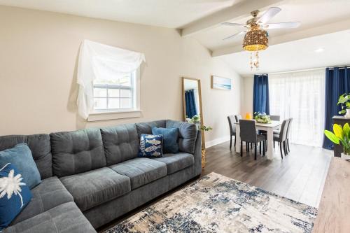 Arlington House | Light & Cozy Oasis with Private Pool and Hot Tub