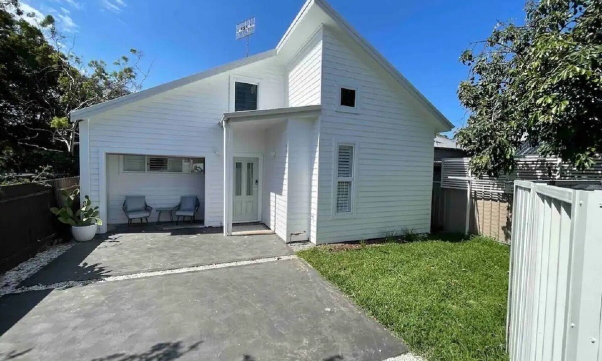 New Lambton House | Light filled retreat