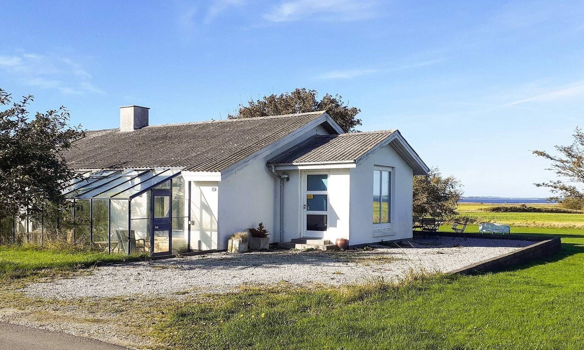 Hurup Thy House | Light-filled Retreat in Boddum