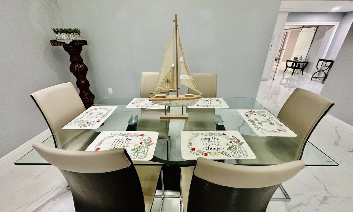 Sunshine House | Light House