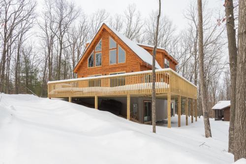 Sky Valley House | Lighthearted Lodge