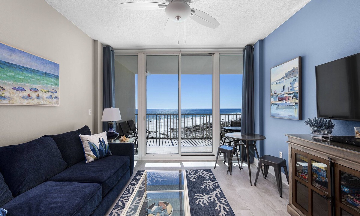 Gulf Shores Condo | Lighthouse Condo - Gulf View -Park in front of condo -3 Pools-Bunk Rm