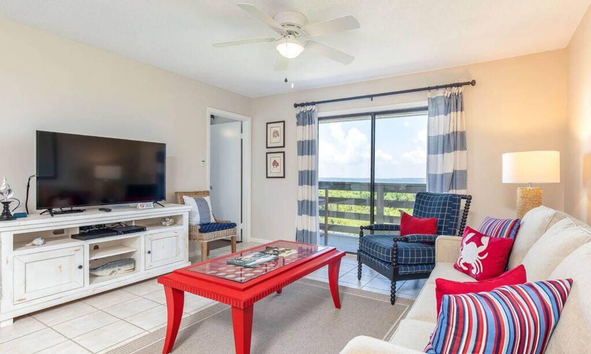Tybee Island Condo | Lighthouse Point 13C | Top Floor, Great Views!