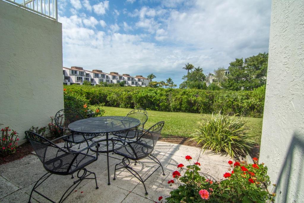 Sanibel House | Lighthouse Point #A 115