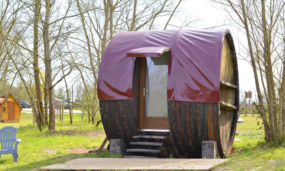 Digoin Cabin | Lightning - Village Toue