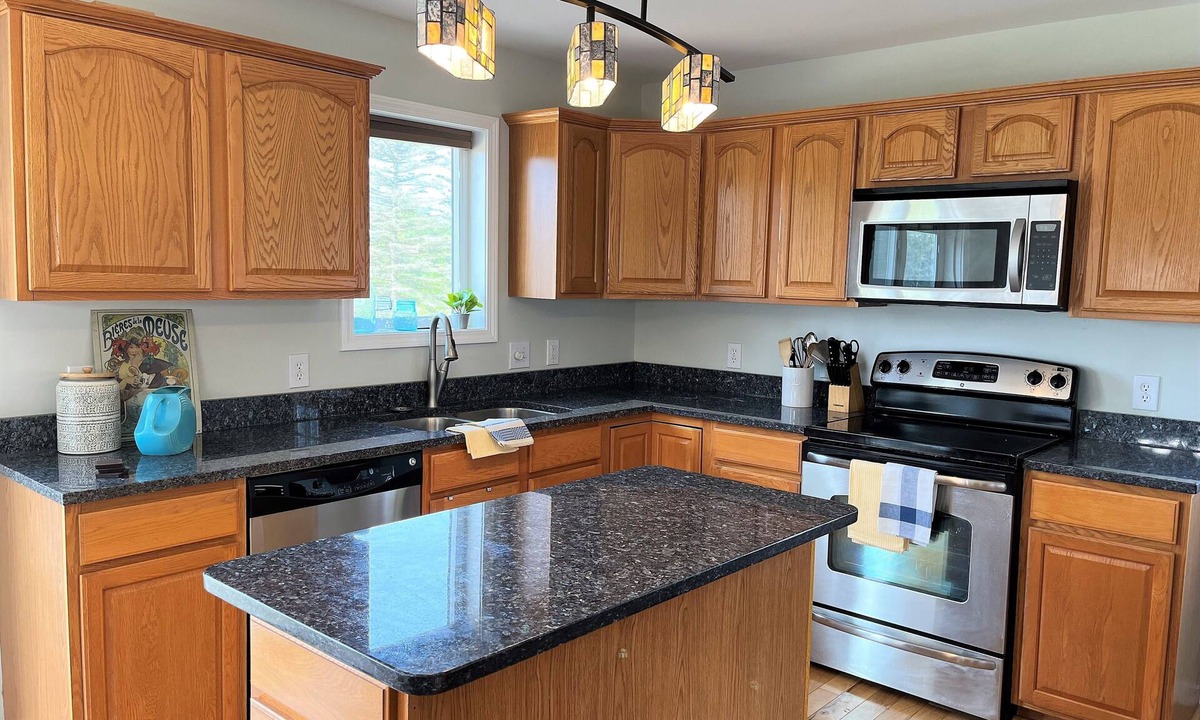 Ithaca House | Like new house - 5 min. to Cornell on tranquil 21 acres - ski trails, wildlife!