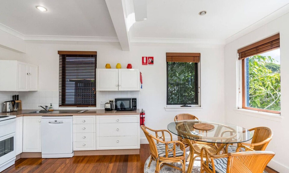 Brunswick Heads Apartment | Lil Nauti Broadview Apartments