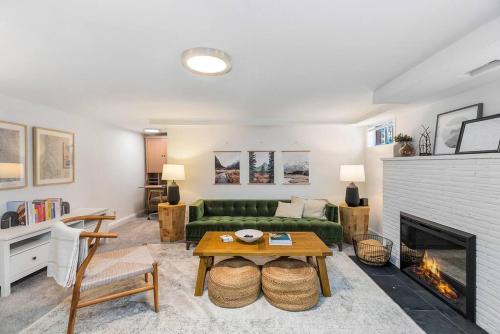 Ravenna Apartment | Lilac In Law, Picturesque lower unit