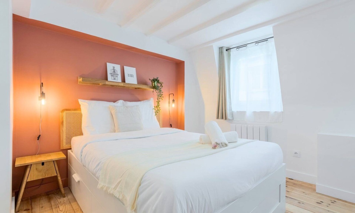 Historic Center Apartment | Lille center bright and functional studio