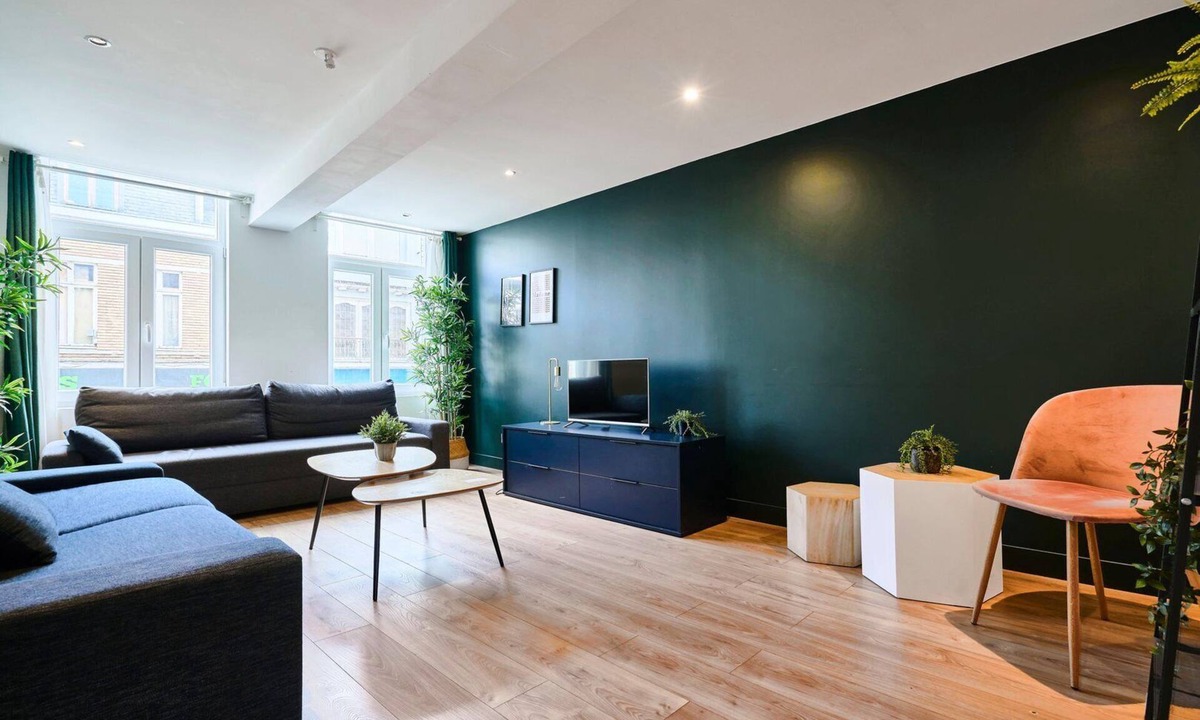 Wazemmes Apartment | Lille charming triplex with terrace!