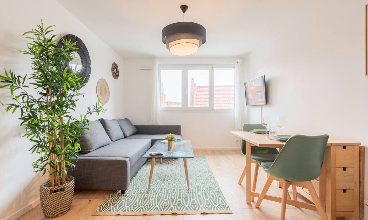 Lille Centre Ville Apartment | Lille, fully-equipped apartment with parking space