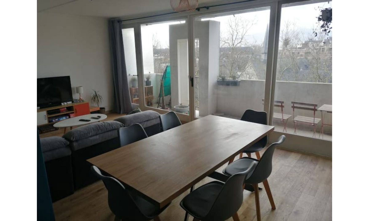 Lille Centre Ville Apartment | Lille Town Hall, 95m² with 2 large balconies