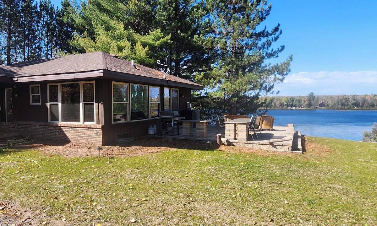 Mercer House | Lily Bay Lodge