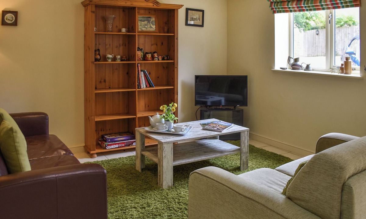 Nassington Cottage | Lily Pad 5 - UK43913