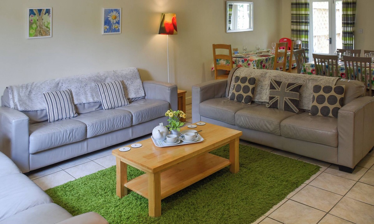 Nassington Cottage | Lily Pad 7 - UK43916