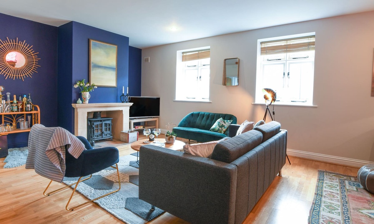 Blythburgh Cottage | LIME TREE COTTAGE, pet friendly, with pool in Southwold