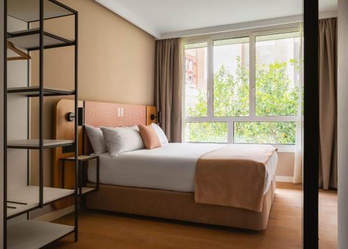 Deustuko San Pedro-Erribera Apartment | Limehome Bilbao Julio Urquijo