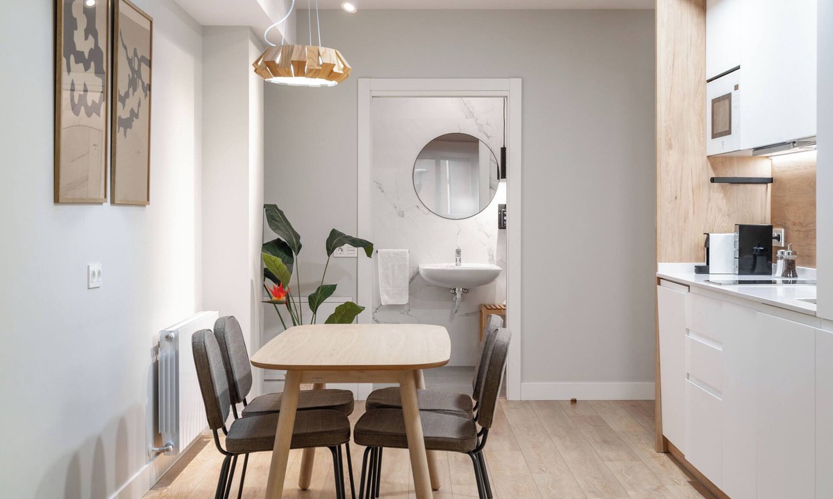 Castanos Apartment | Limehome Bilbao Tristan de Leguizamon