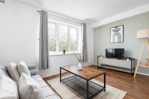 Limehouse Apartment | Limehouse Modern Flat