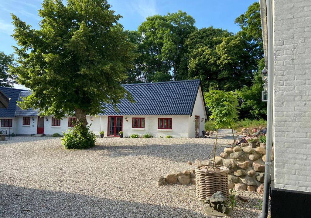 Viby Bed & Breakfast | Lindegaardens Bed and Breakfast