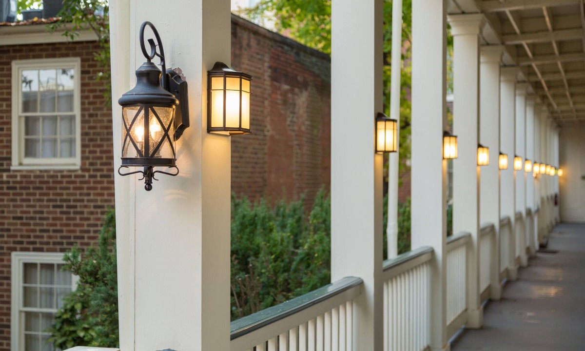 Monroe Ward Hotel | Linden Row Inn