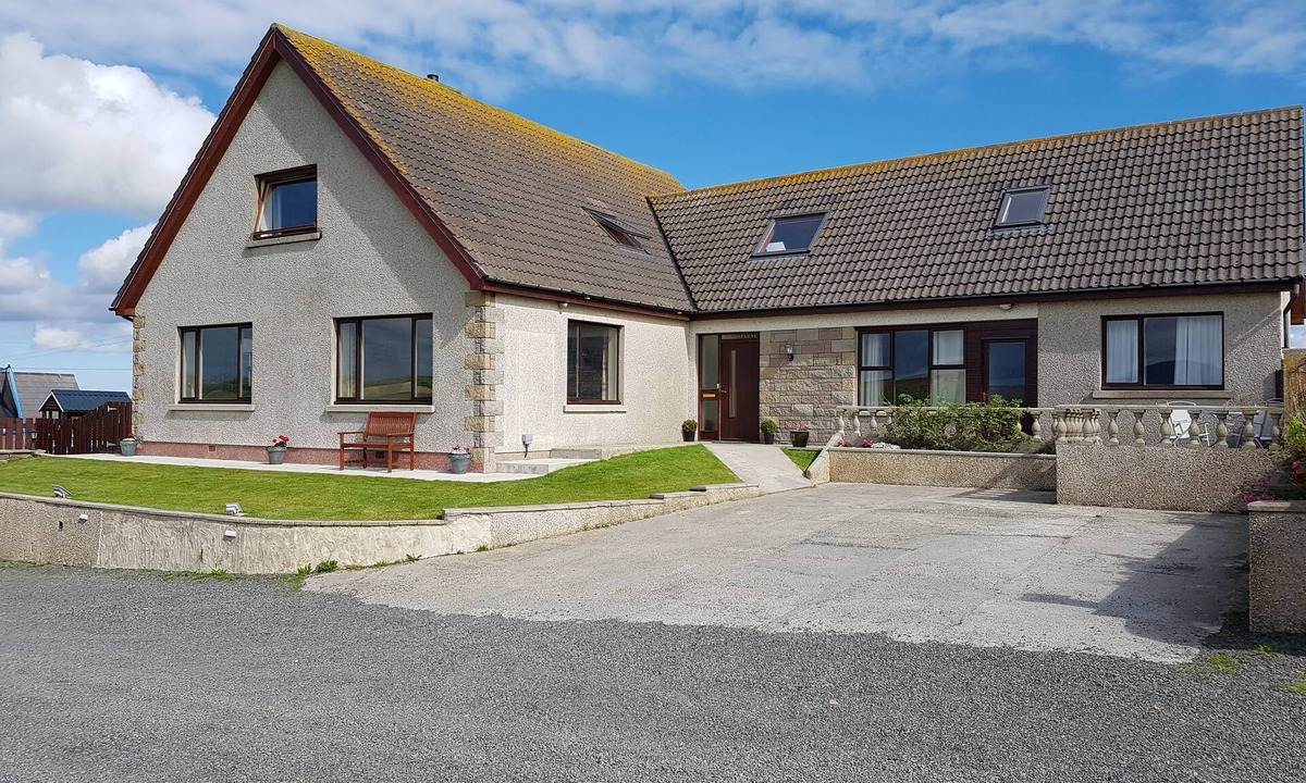 Stromness Bed & Breakfast | Lindisfarne Bed & Breakfast