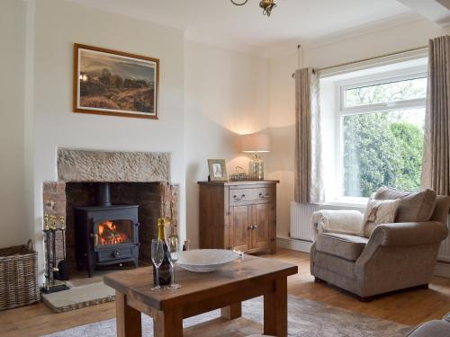 Chesterfield House | Ling Farm Cottage