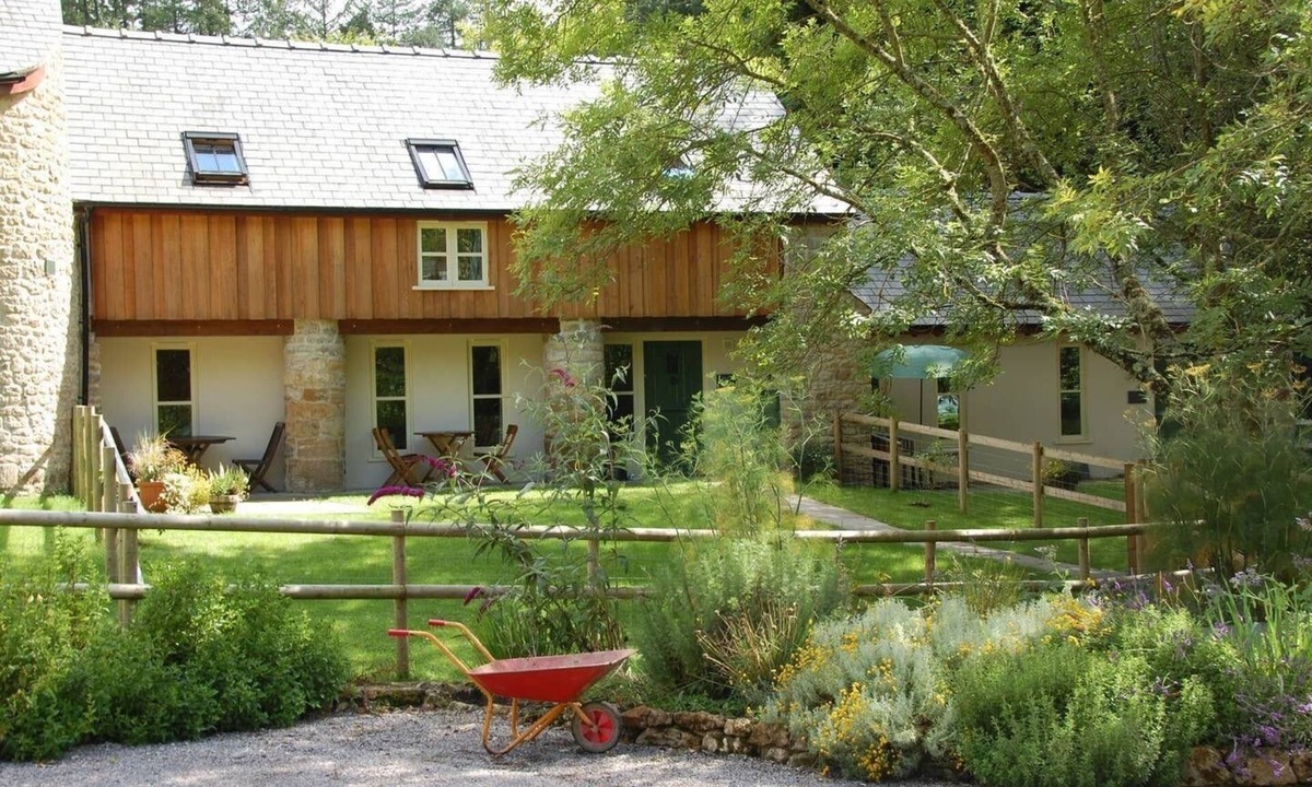 Bridport House | Linum Barn, Converted Flax Mill, Rural tranquility