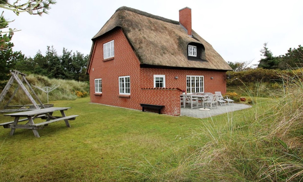 Vejers Strand House | "Lioba" - 400m from the sea by Interhome