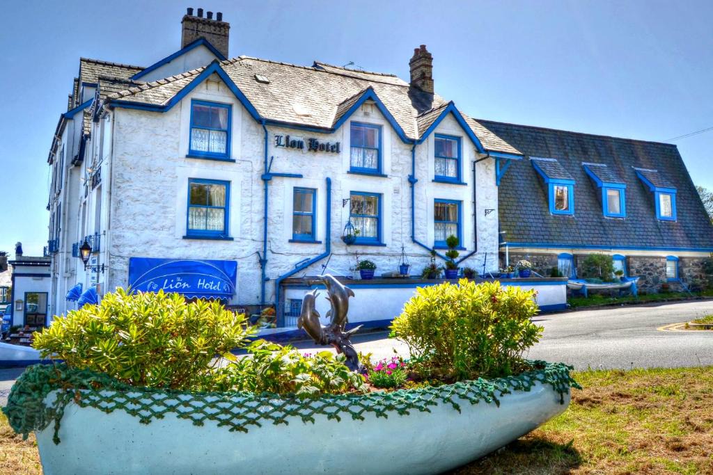 Criccieth Hotel | Lion Hotel & Studio Apartments