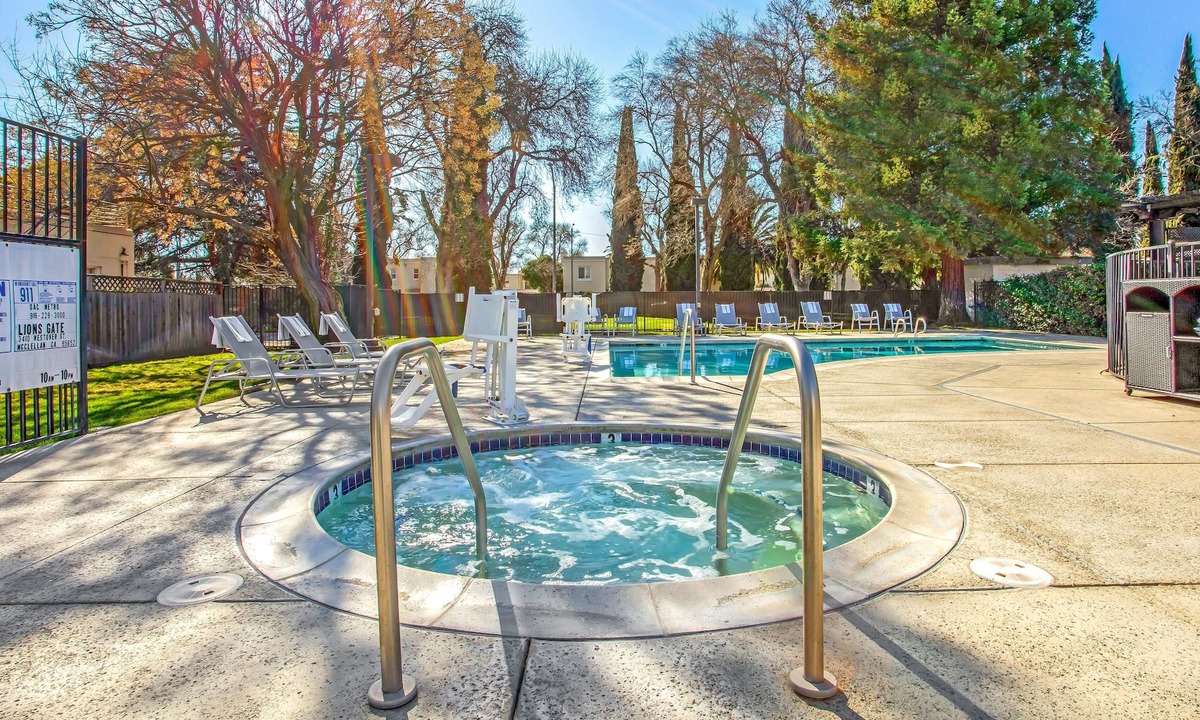 McClellan Hotel | Lions Gate Hotel