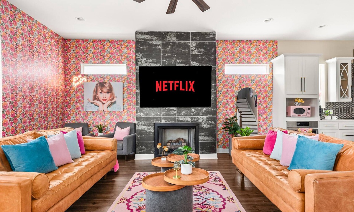 North Nashville House | Lipstick n Legends Hot Tub, Pool , 2 MilesDowntown