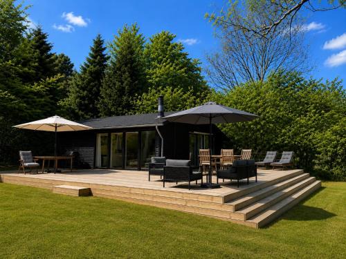 Melby Apartment | Liseleje sommerhus på naturgrund