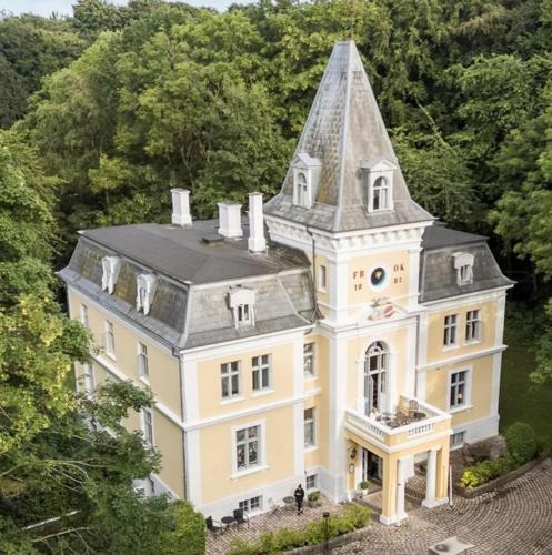 Borre Hotel | Liselund Ny Slot Hotel