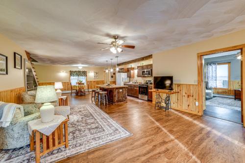 Lisle Apartment | Lisle Apt: 4 Mi to Dorchester Lake!