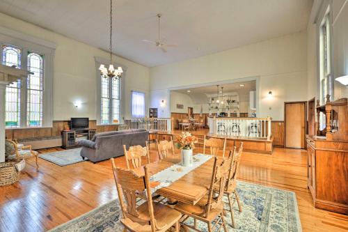 Lisle Apartment | Lisle Apt: Fireplace & Stained Glass Windows!