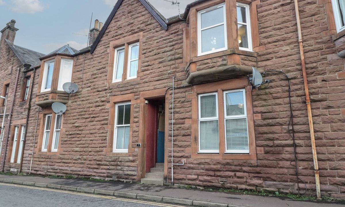 Crieff House | LISMORE, pet friendly in Crieff