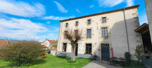 Bertignat Bed & Breakfast | Lit et Croissants